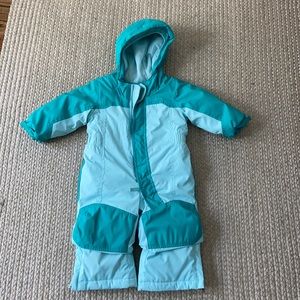 EUC Mint colored LL Bean 6-12 month snowsuit. Worn only a handful of times